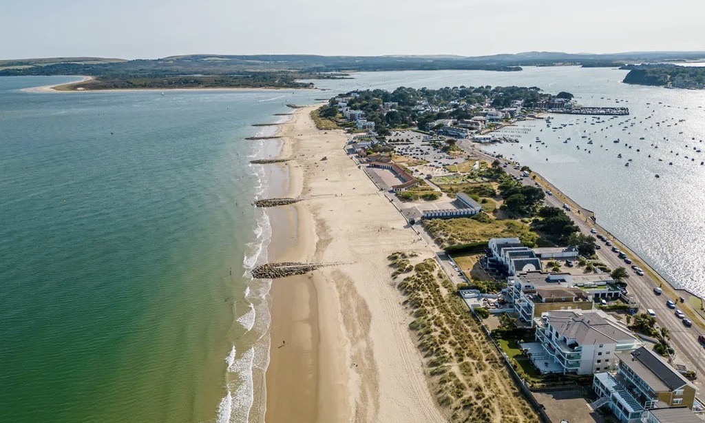 Sandbanks Holiday Homes with Sea Views.