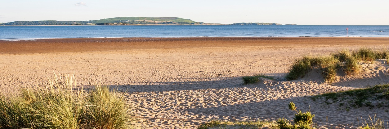 Carmarthenshire Beachfront Accommodation Carmarthenshire Beachfront Accommodation to rent